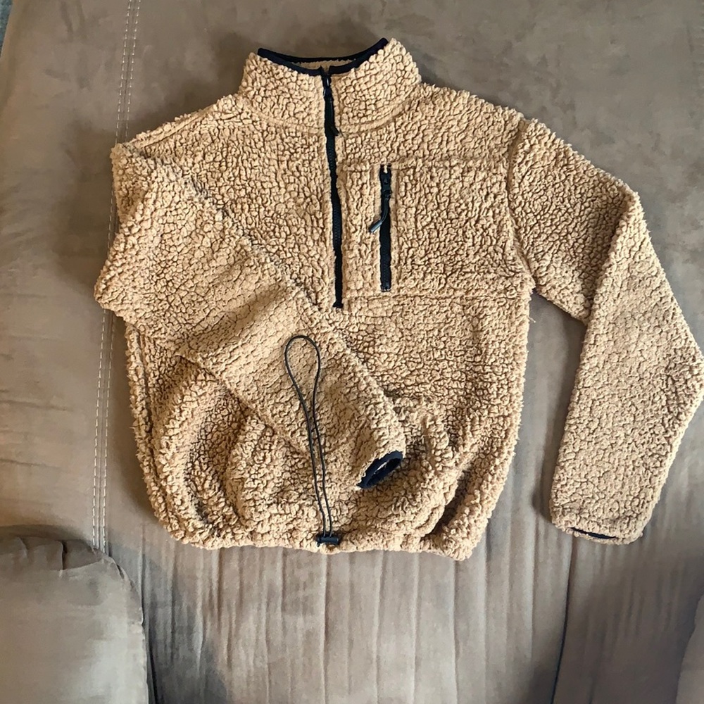 Brown puffy Pullover